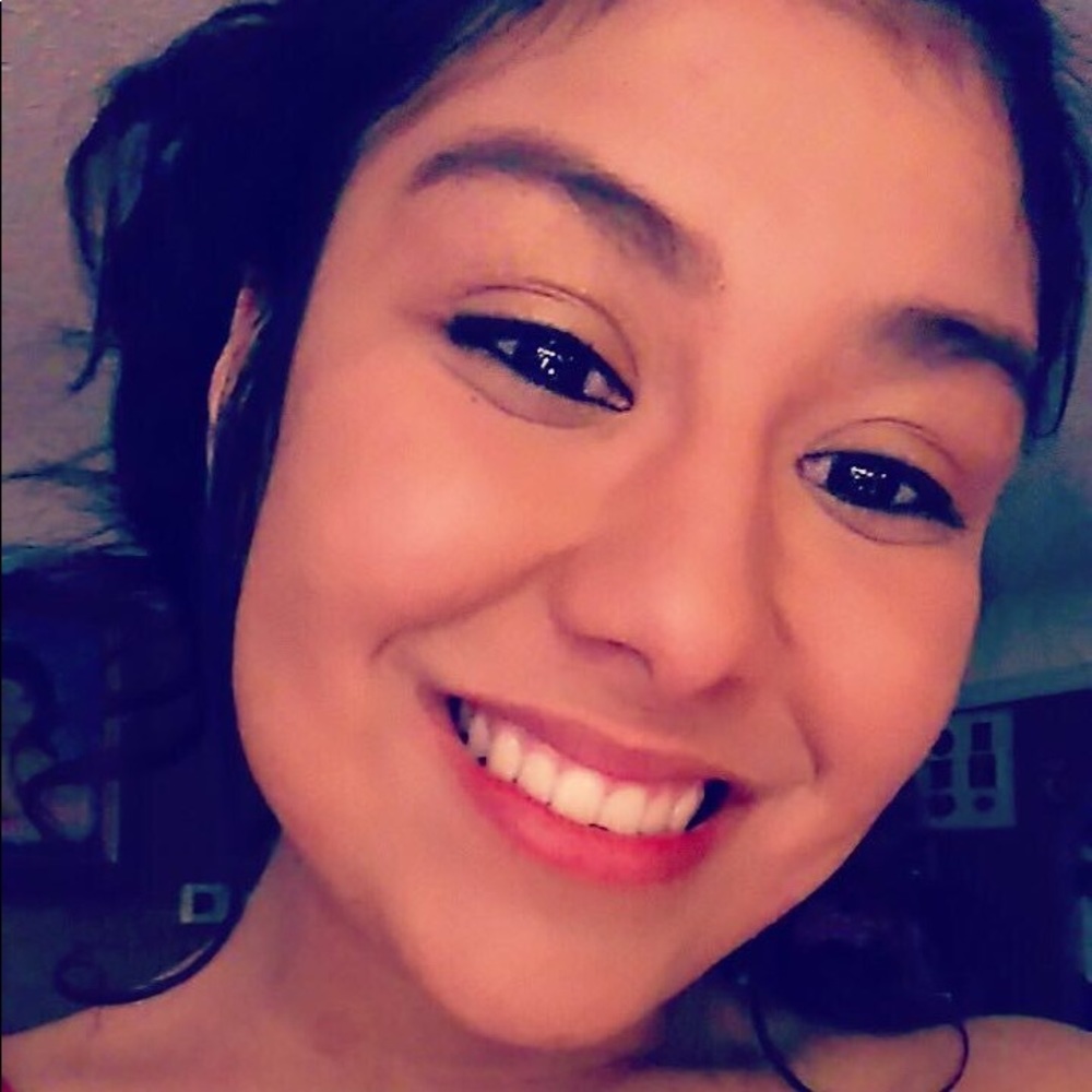 Meet your Posher, Llucia